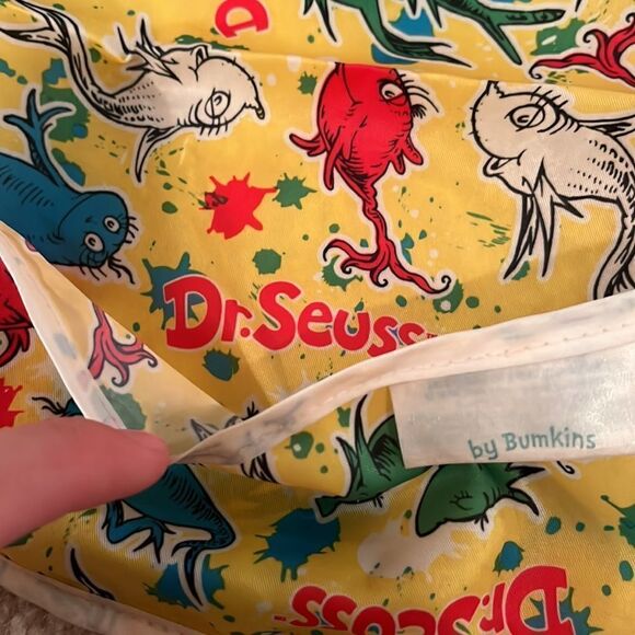 DR. SEUSS BABY BIB - Picture 5 of 6